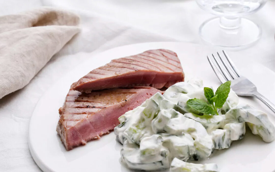 Fresh Tuna with Raita Salad