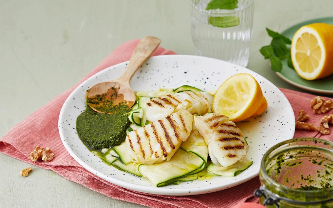 Grilled white fish with zucchini and kale pesto