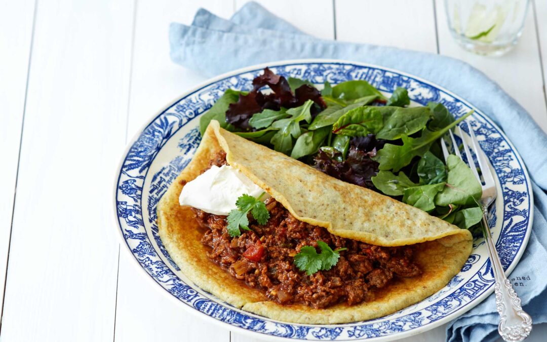 Keto chili and tortillas