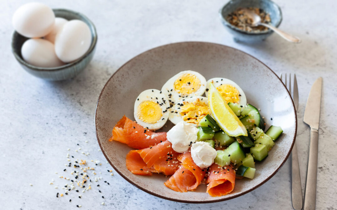 High protein breakfast bowl with eggs and smoked salmon