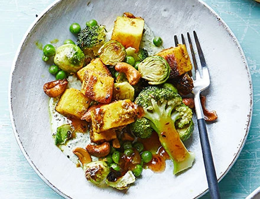 Spiced broccoli, paneer & peas with garam masala cashews