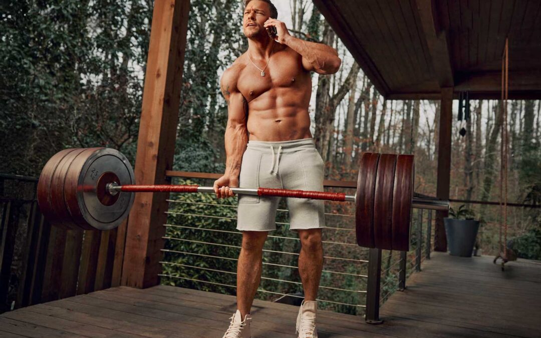 Build a Powerful Upper Body Like Alan Ritchson with This High-Volume Giant Set